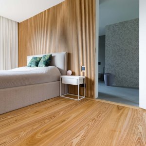 drewniana-ściana-i-deska-podłogowa-5