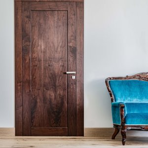 podłoga-drewniana-drzwi-drewniane-5